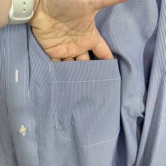 Jos A Bank Traveler Mens Button Down Shirt Blue White Stripe Traditional 16 33 - Picture 8 of 10